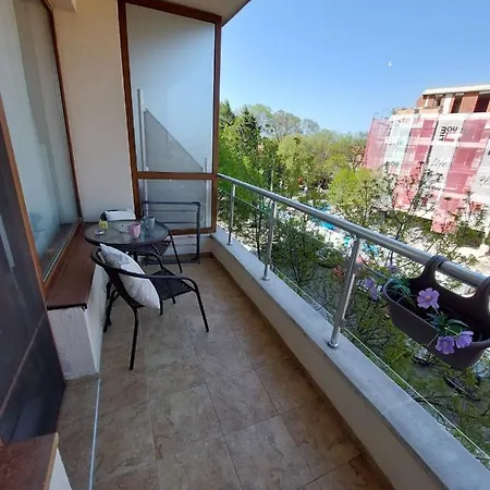 Rose Sea View Studio Apartmán *